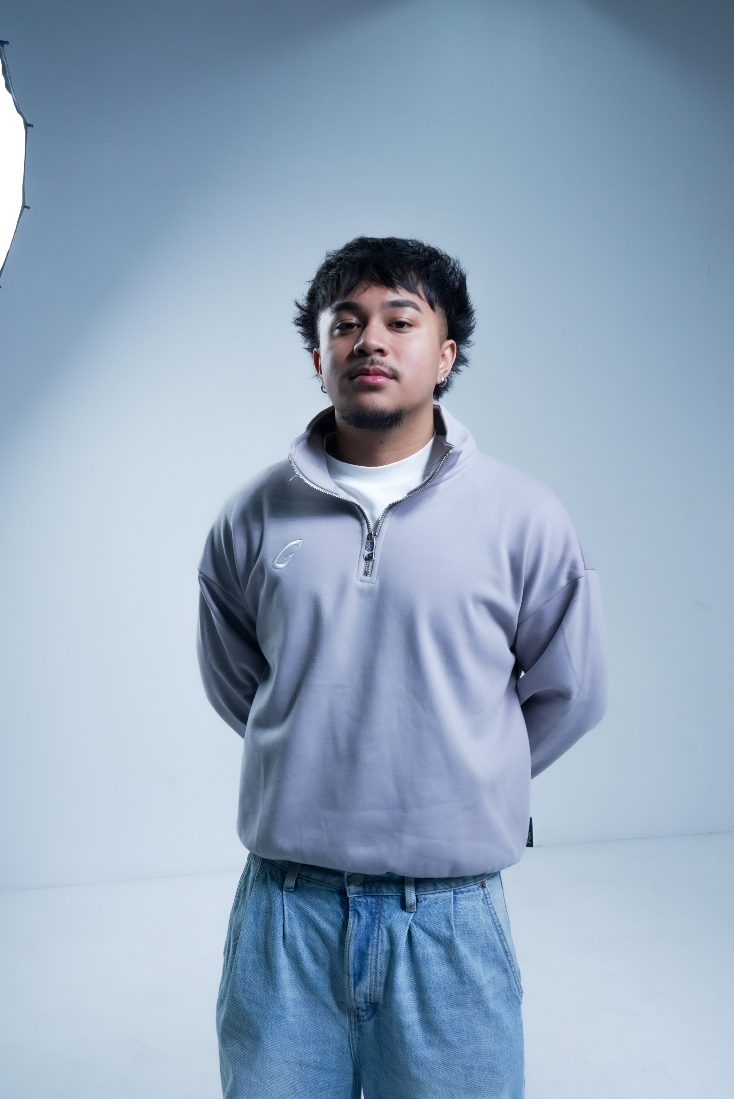 Thathi’s [Dove] Quarter-Zip